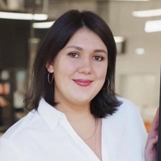 Alena Petrova headshot