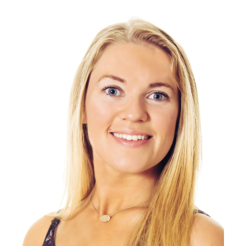 Katie Larrimore2x headshot